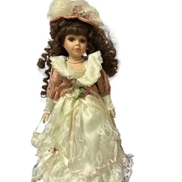 Emerald Doll Collection Other - VTG Emerald Doll Collection - Dolores 16024 Porcelain 16" Brown Hair/Brown Eyes